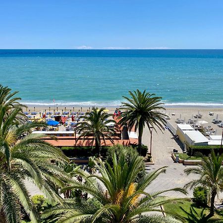 Hotel Gambone Finale Ligure Exterior foto